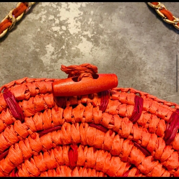 🔥50% OFF!🔥INC round straw bag red and orange - Picture 4 of 8